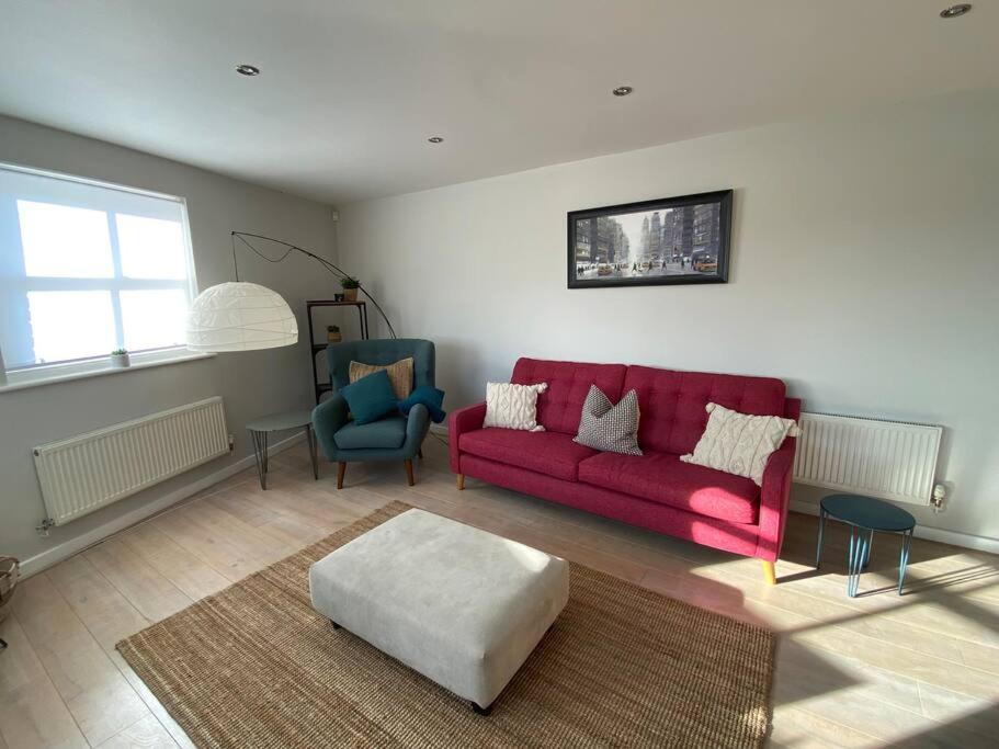 The Penthouse, Winchester Bagian luar foto